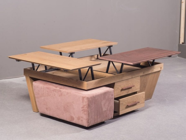 ξύλινο τραπεζάκι σαλονιού με ανοιγόμενα καπάκια συρτάρια και δυο σκαμπό 2