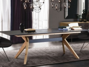 ξύλινο ορθογώνιο τραπέζι gorrior με ξύλινα πόδια